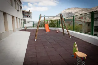 Parque para niños justo detrás de la casa | Casa Amparo