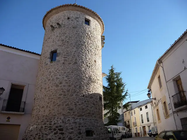 Torre del castillo de los Marqueses de Malferit