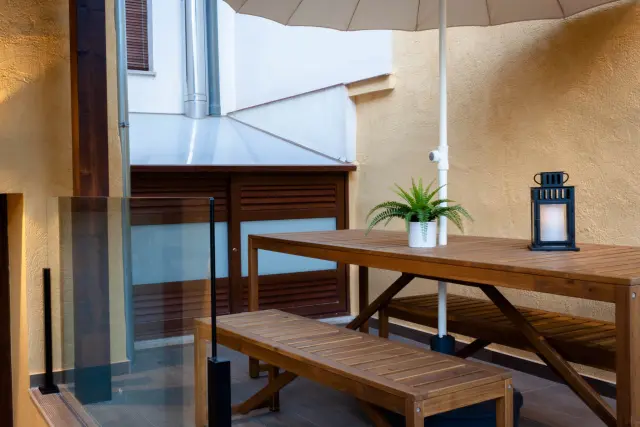 La mesa del patio, para comer fuera