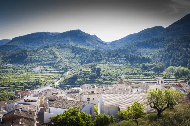 Alcoleja y la Serra d’Aitana